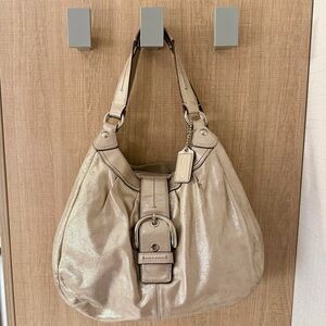 Vintage Coach Maggie Metallic Leather Hobo Bag Champagne Gold Buckle